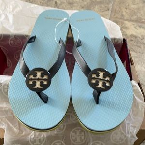Brand new Tory Burch Minnie Flip Flops